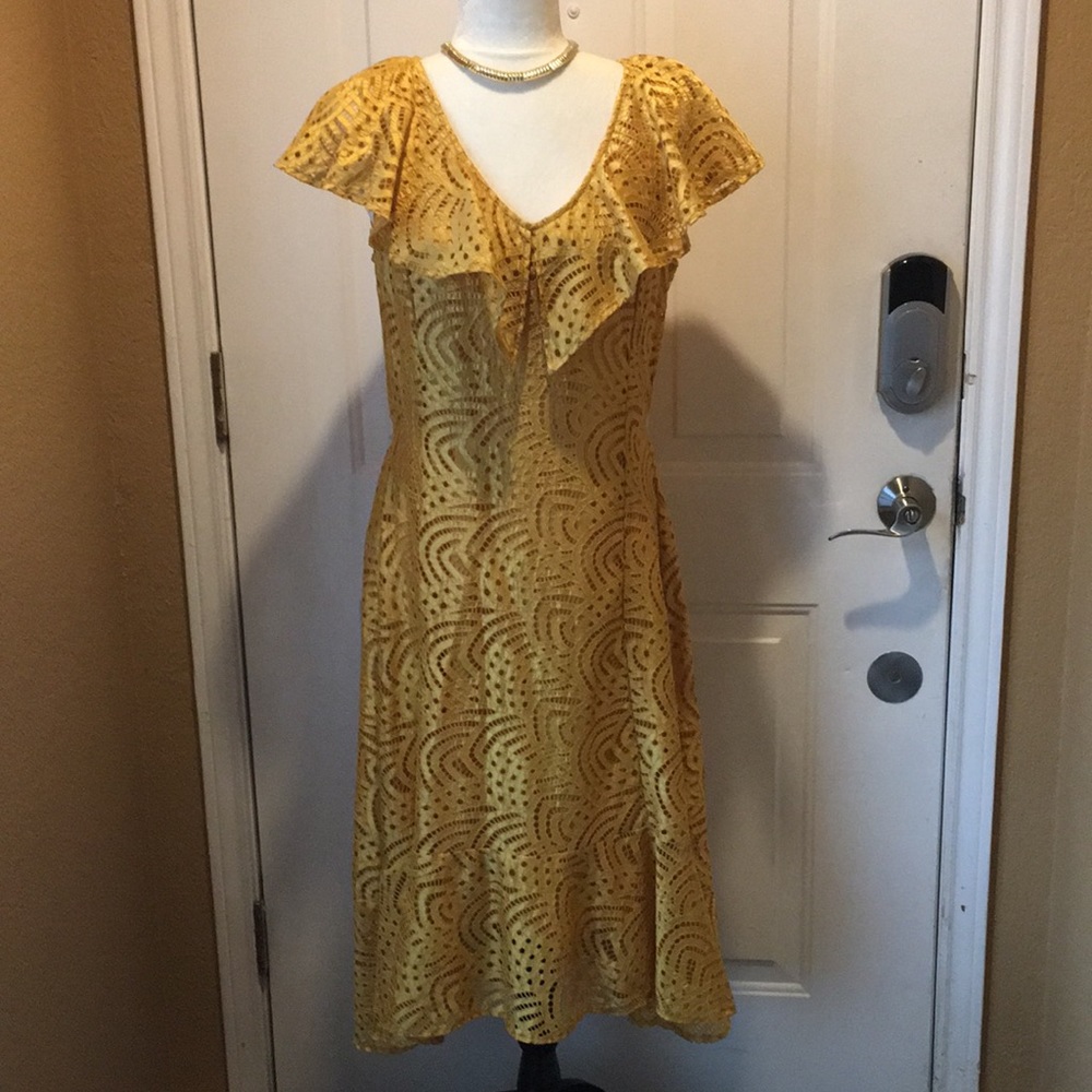 Reba mustard lace dress size medium